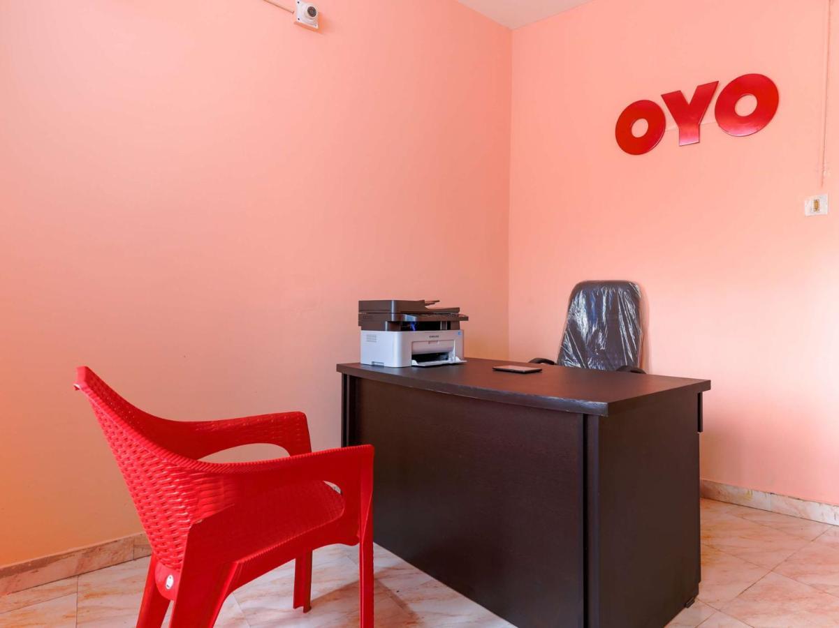 Oyo New Mubarak Tourist Home Panmana Экстерьер фото